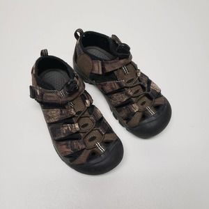 Keen Newport Toddler Size 13 Camo Waterproof Sport Sandals Shoes